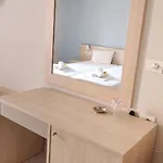 Delfini 3* نيدري
