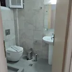 Delfini 3* نيدري