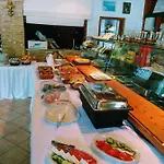 Delfini بيت ضيافة نيدري