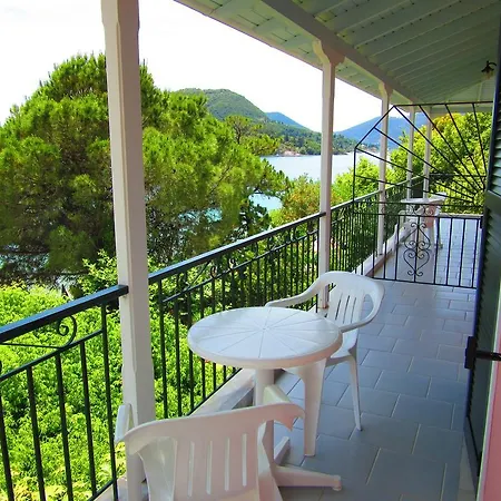 Casa de hóspedes Delfini Nydri (Lefkada)