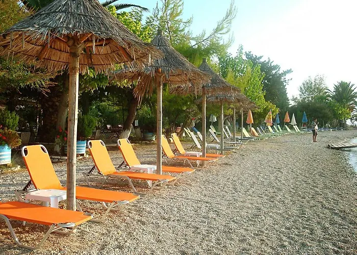 Delfini 3* Nydri (Lefkada)