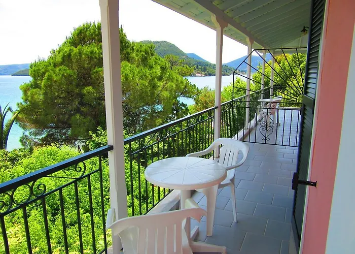Guest house Delfini Nydri (Lefkada)