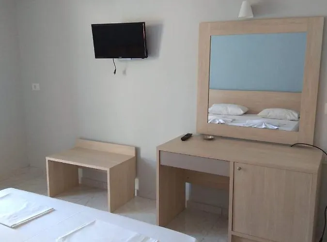 Guest house Delfini 3*